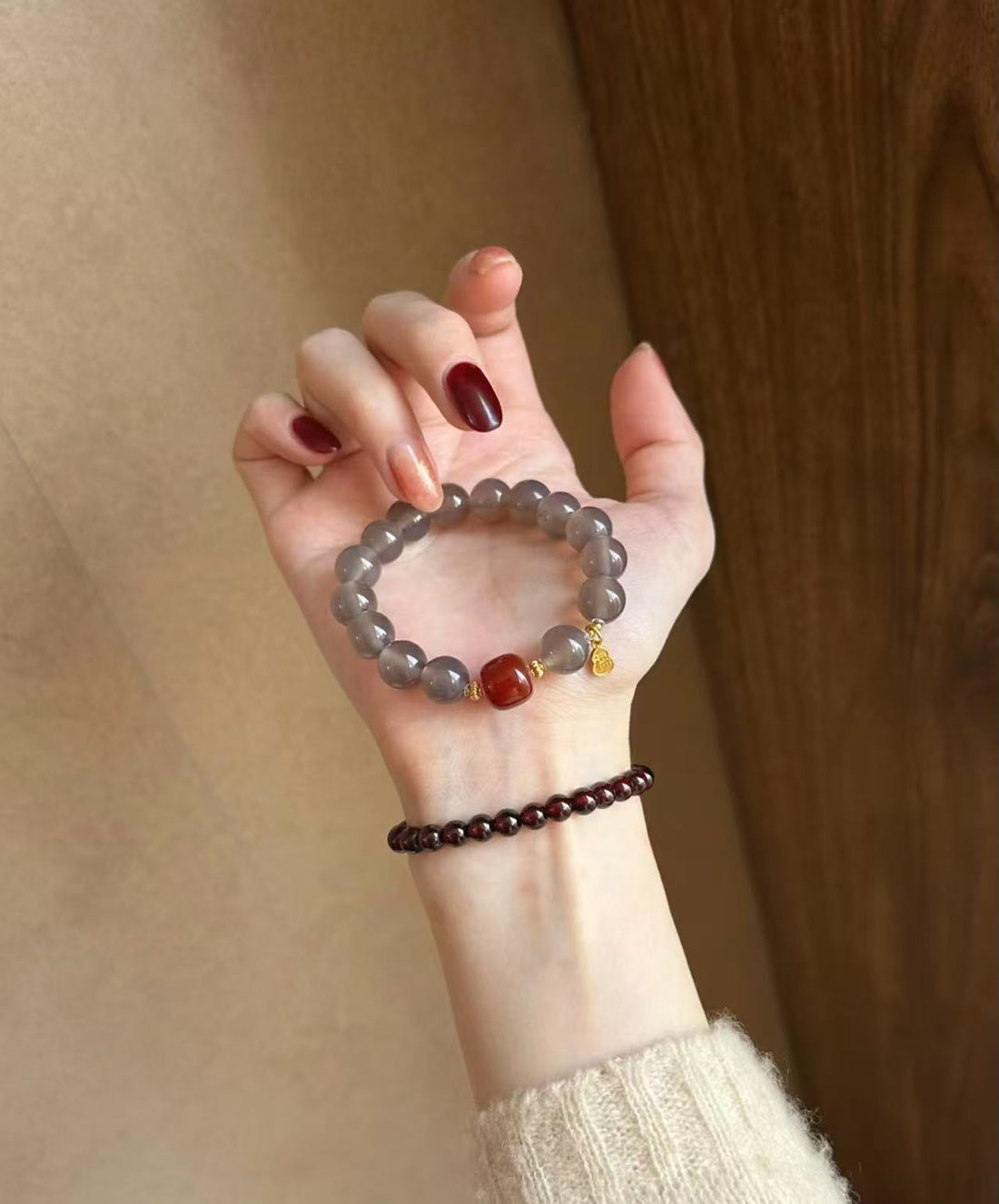 Natural Agate Bracelets & Bangles: Energy, Authenticity & Ideal Wearing Scenarios