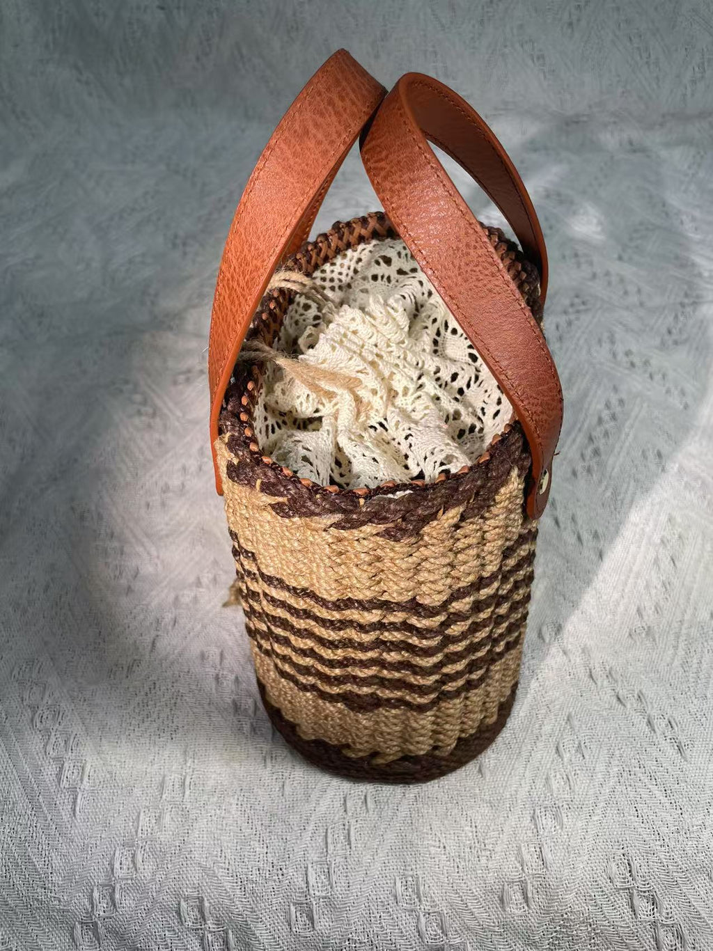 Hand-Woven Jute Tote Bag - Handmade Eco-Friendly Reusable Shoulder Bag for Daily Commute
